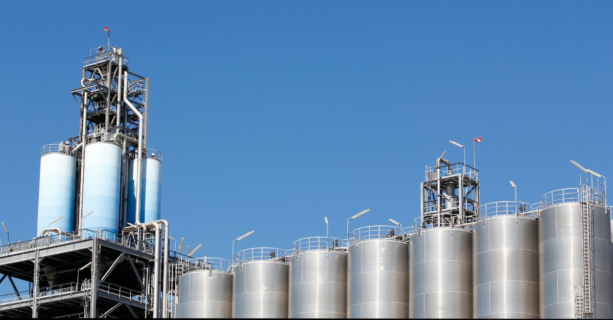 SNUC - IoT and edge in industrial settings - Impact of IoT and edge for industrial automation solutions and smart factories. How these technologies transform predictive maintenance IoT